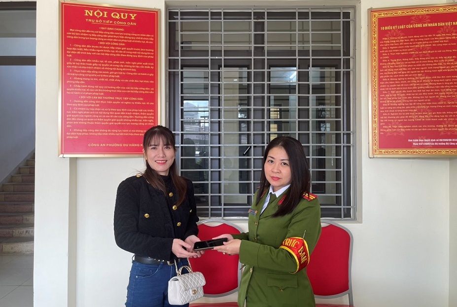 Người dân gửi thư cảm ơn Công an phường Dư Hàng Kênh (quận Lê Chân)